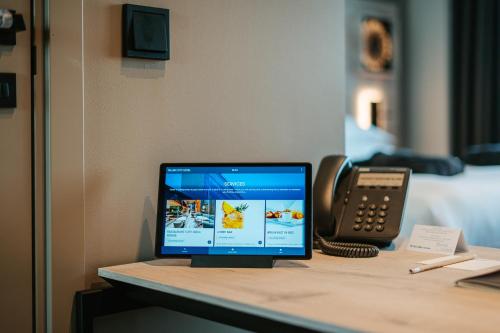 Tallink City Hotel - image 2