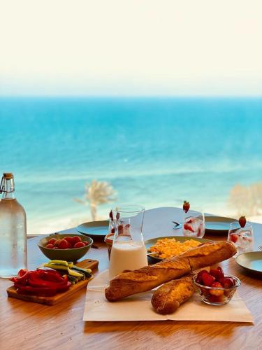 Nitsa Sea View Luxurious Apartment