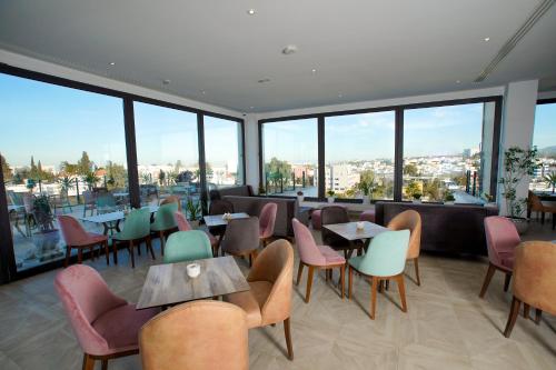 Restaurant, Hotel Lescure Business and SPA in Autre quartier