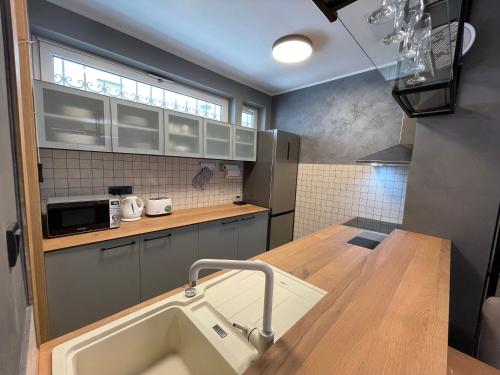 Booky Apartment - image 6