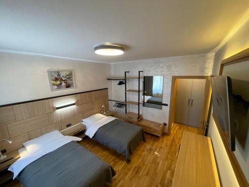 Booky Apartment - image 5