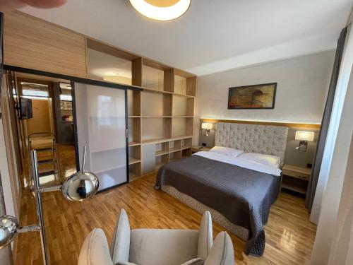 Booky Apartment - image 10