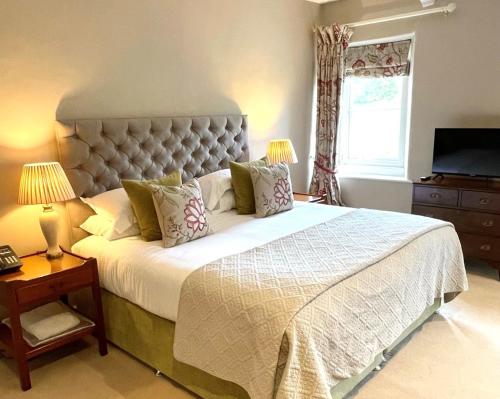 2 twin beds