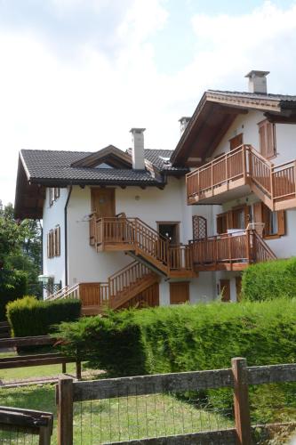 Santi’s Apartment - Slaghenaufi