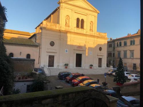 Fronte Duomo in Tarquinia