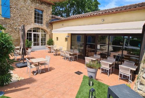 Faciliteiten, Logis Hotel La Bastide Saint Bach in Suze La Rousse