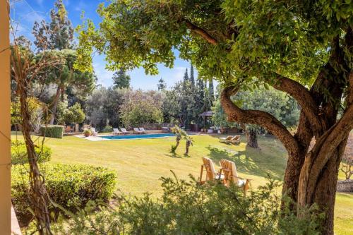  Spectacular Spanish Villa with Spacious Gardens in Málaga
