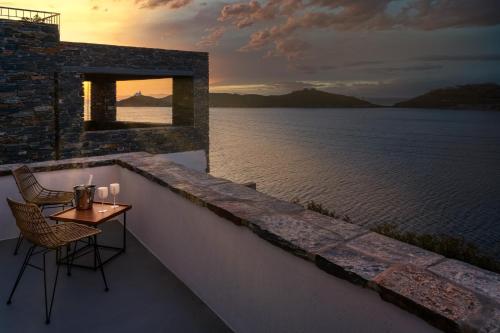 Kea Mare Luxury Villas