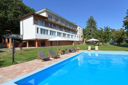 Hotel Kochau - image 11