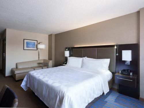 Holiday Inn Washington Capitol-National Mall, an IHG Hotel