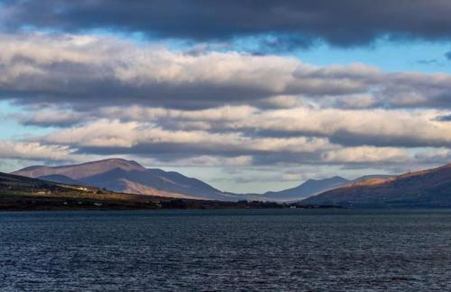 Skellig View Harbour View Sunrise Apartment