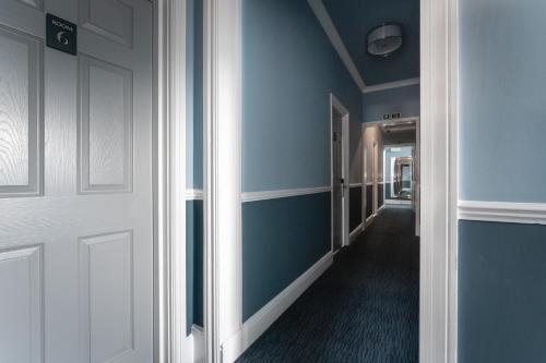 St Andrews Hotel - image 11