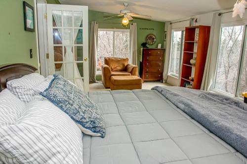 Pet Friendly! BY UCCS,Hike, A/C, Grill & Firepit in Colorado Springs, USA