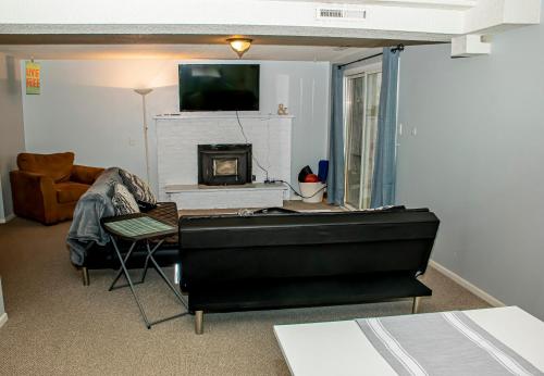 Pet Friendly! BY UCCS,Hike, A/C, Grill & Firepit in Colorado Springs, USA
