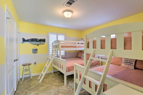 Spacious Surfside Home with Deck on Pedestrian Beach - image 14
