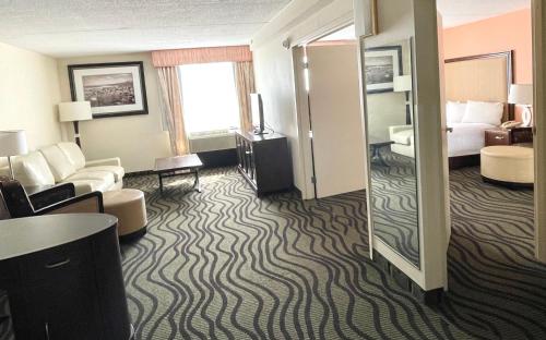 Fairbridge Hotel Cleveland East - image 13