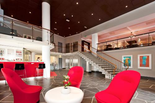 ผับ/เลาจน์, Thon Saga in ฮูกซุน