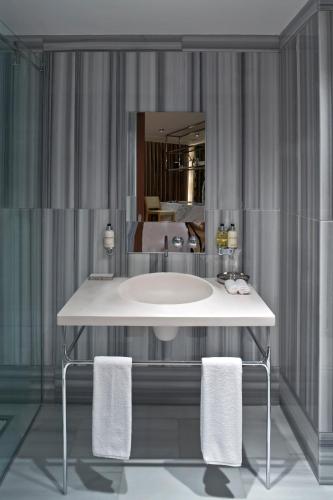 Witt Istanbul Suites Room Type - King Panoramic with Terrace