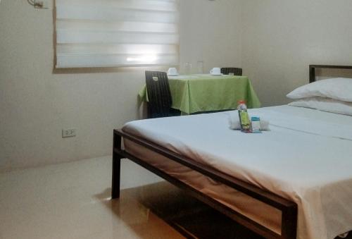 Skyleigh Apartelle by RedDoorz in La Paz