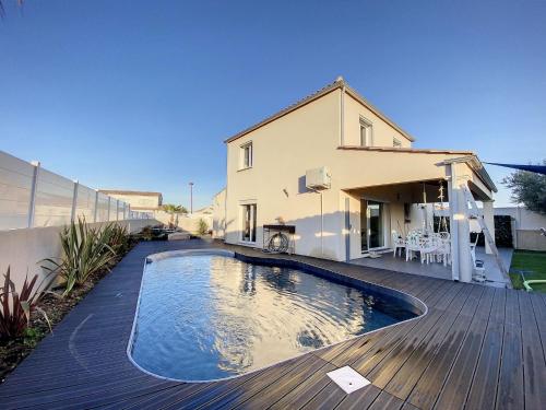 Magnifique villa avec piscine et jacuzzi gîte à louer Murviel-lès-Montpellier