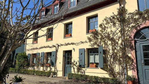 Exterior view, Ferienwohnung im Stadionischem Hof in Walluf