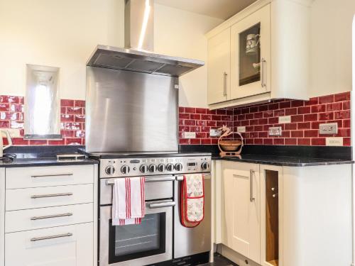 ทัศนียภาพภายนอกโรงแรม, Old Spot Cottage in ฟิชเกิร์ด