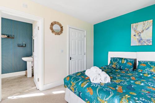 Spacious Seaside Two Bed
