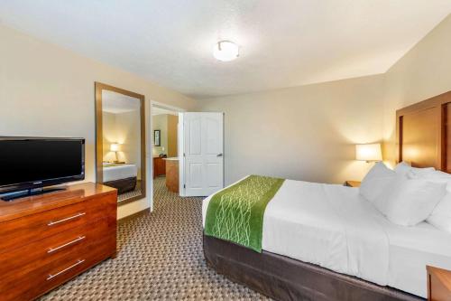 Comfort Inn & Suites Lancaster Antelope Valley