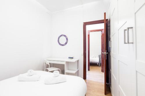 Apartment with Balcony image 9