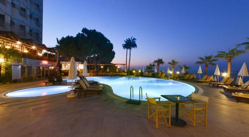 Anitas Hotel - image 12