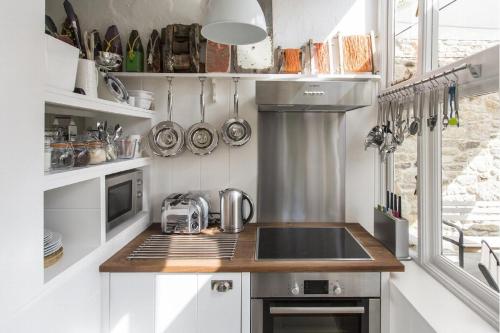 Antonia's Pearls - image 10