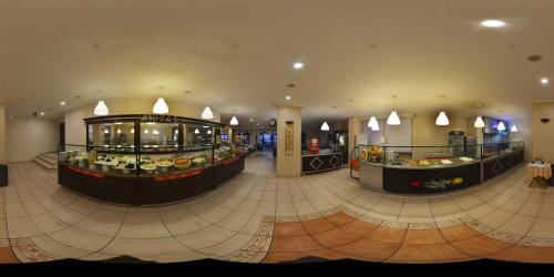 Anitas Hotel - image 11