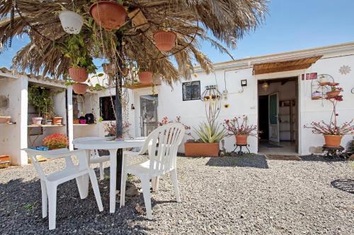  Casa Blanca in Casillas de Morales