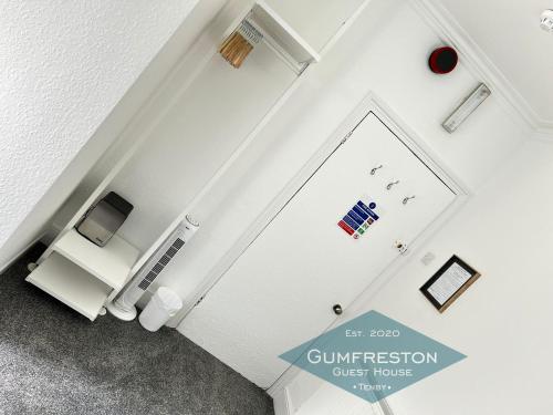 Gumfreston Guest House - image 3