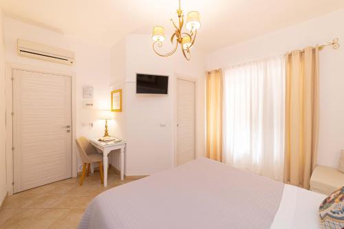 Three-Bedroom Apartment image 3