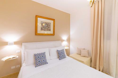 Double Room image 3