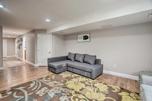 Pet-Friendly Townhome with Hot Tub, 5 Mi to LoDo! in Wheat Ridge (CO)