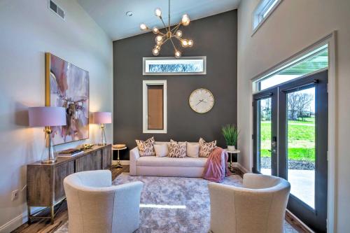Upscale and Quiet Paducah Retreat on 15 Acres! in Paducah, USA