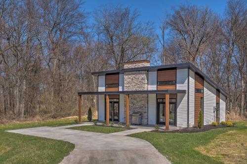 Upscale and Quiet Paducah Retreat on 15 Acres! in Paducah, USA