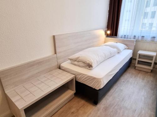Adler Hotel Frankfurt - image 8