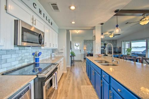 Gun Barrel City Home with Hot Tub! in Gun Barrel City, USA