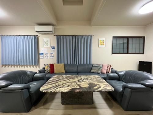 Three-Bedroom House image 8