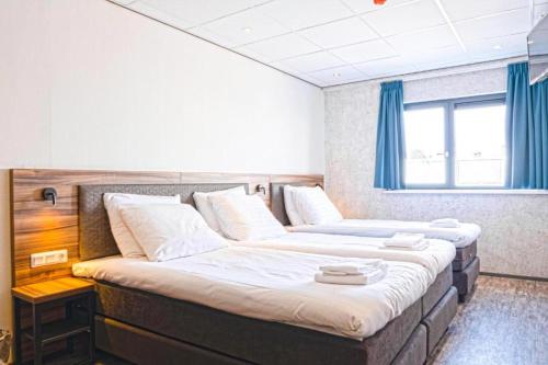 Harbour Hotel IJmuiden Room Type - Standard Triple Room