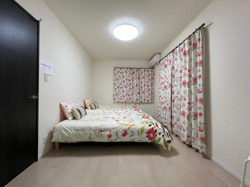 Three-Bedroom House image 6