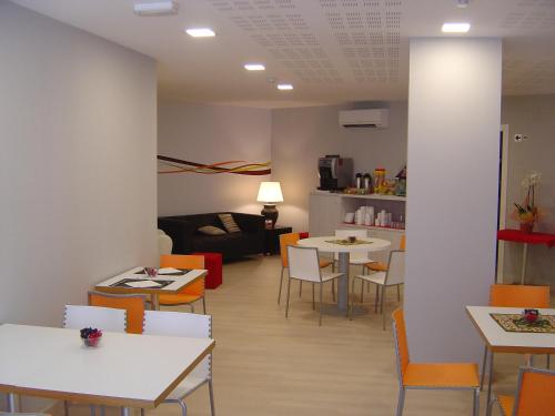 Hostal Aslyp 114 - image 6