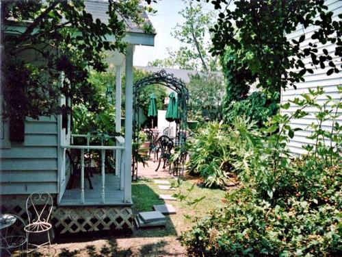 Ducote-Williams House