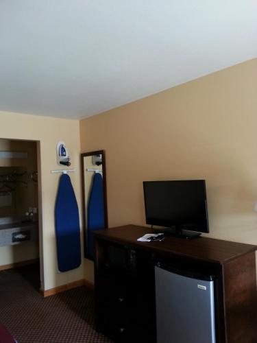 Americas Best Value Inn Bryant in Bryant, USA
