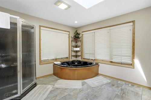 18802 - 2 Granada Way in Hot Springs Village, USA