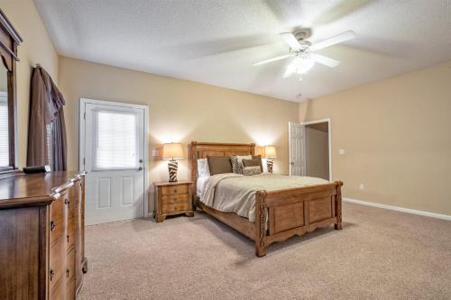 14660 - 60 Calderon Way in Hot Springs Village, USA