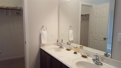 14660 - 60 Calderon Way in Hot Springs Village, USA